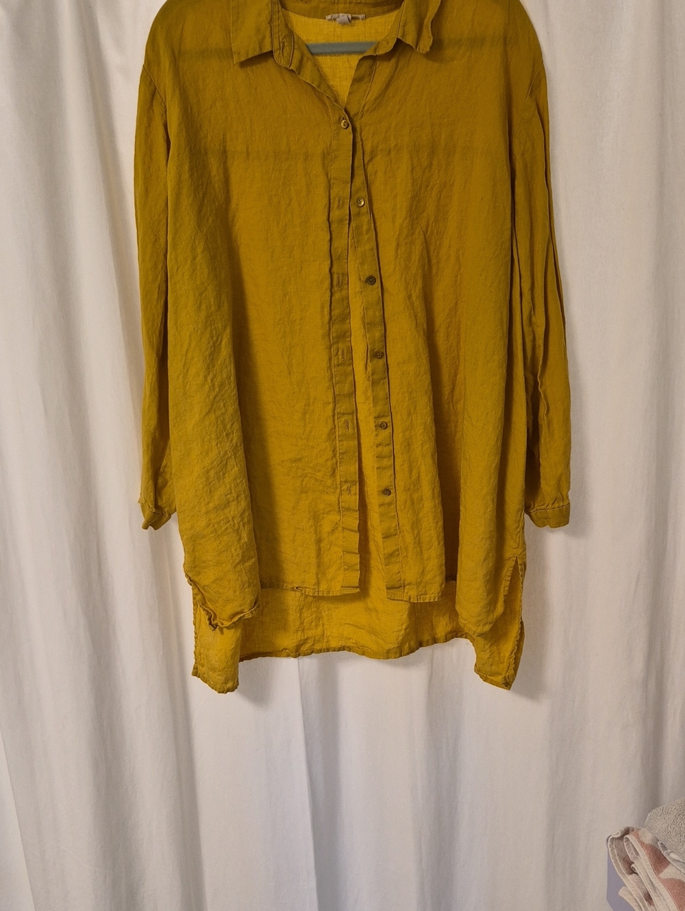 Relaxed Button-Front Women’s Tunic in Mustard Yellow
